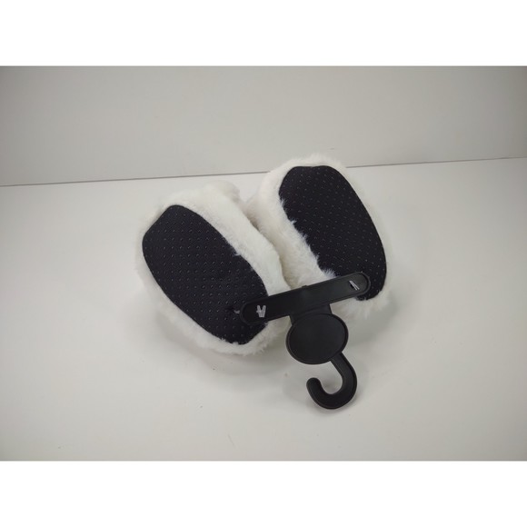 Infant Size 3 Slippers Bumble Abominable Snowman Rudolph Red Nosed Reindeer - Picture 8 of 8